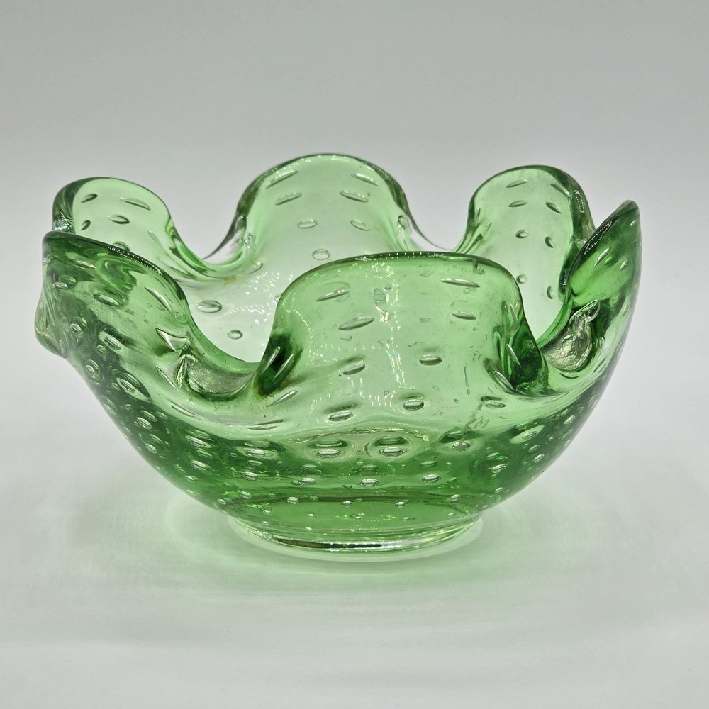 Murano Style Green Glass with bubbles Bowl /ashtray scalloped rim Vintage style